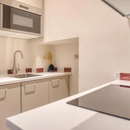 Easylife - Eleganza E Raffinatezza A Porta Venezia Milan